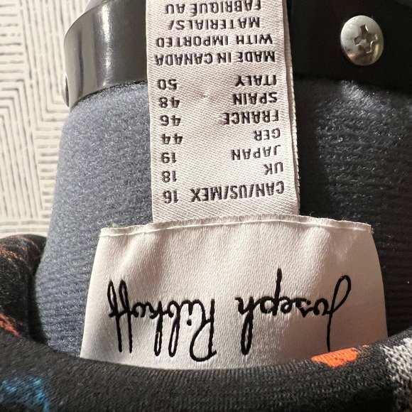 Joseph Ribkoff blazer - Picture 6 of 6